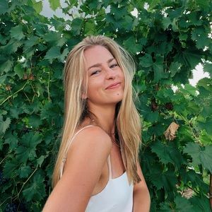 Meet your Posher, Sydney